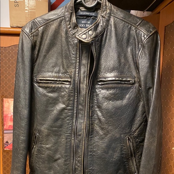 Lucky Brand - Picture 2 of 5